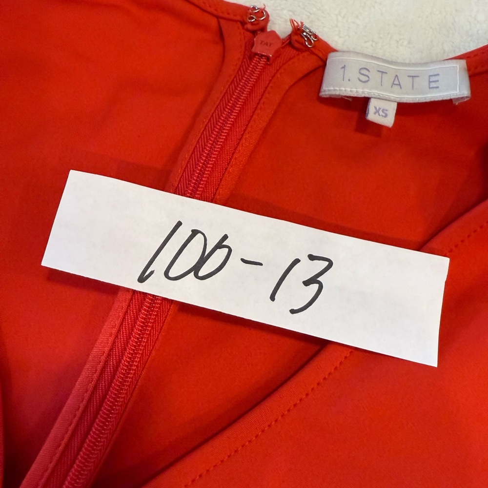 1. State vibrant red contemporary midi dress side cutouts V neck front pleat XS - Picture 8 of 8